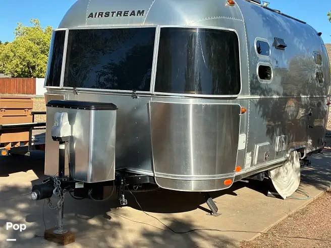 2017 Airstream Flying Cloud 19, $ 45,000