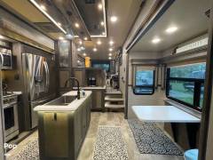 2023 Vanleigh RV Beacon 41FLB, $ 100,000