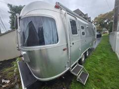 2022 Airstream Flying Cloud 25FB Twin, $ 82,300