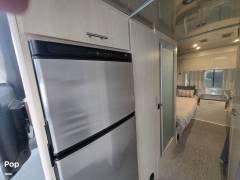 2022 Airstream Flying Cloud 25FB Twin, $ 82,300