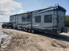 2018 Jayco Seismic 4113, $ 47,000