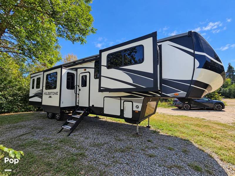 2020 Heartland Milestone 379FLML, $ 38,988