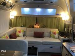 2019 Airstream International 30RB Twin Serenity, $ 98,400