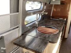 2019 Airstream International 30RB Twin Serenity, $ 98,400