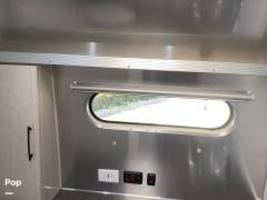 2019 Airstream International 30RB Twin Serenity, $ 98,400