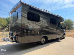 2022 Jayco Melbourne Prestige 24TP, $ 105,000