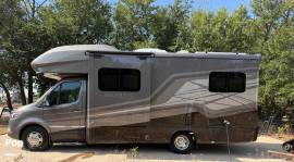 2022 Jayco Melbourne Prestige 24TP, $ 105,000