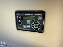 2022 Jayco Melbourne Prestige 24TP, $ 105,000