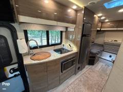 2022 Jayco Melbourne Prestige 24TP, $ 105,000