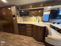 2018 Thor Motor Coach Palazzo 33.3, $ 109,000