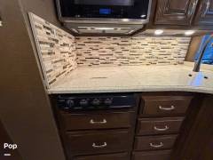2018 Thor Motor Coach Palazzo 33.3, $ 109,000