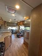2017 Thor Motor Coach Quantum 31WS, $ 58,500