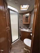 2017 Thor Motor Coach Quantum 31WS, $ 58,500