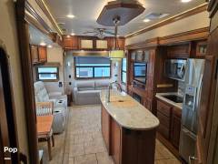 2016 CrossRoads Redwood 3901 MB, $ 43,900