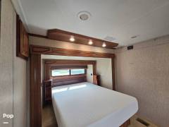 2016 CrossRoads Redwood 3901 MB, $ 43,900