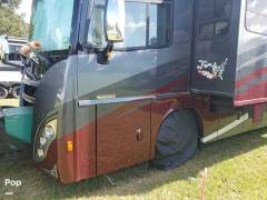 2017 Winnebago Journey 36M, $ 143,000
