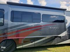 2017 Winnebago Journey 36M, $ 143,000