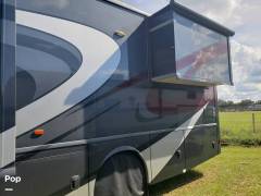 2017 Winnebago Journey 36M, $ 143,000