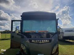 2017 Winnebago Journey 36M, $ 143,000