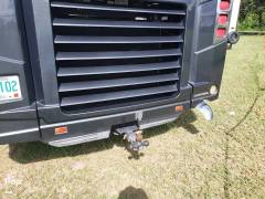 2017 Winnebago Journey 36M, $ 143,000