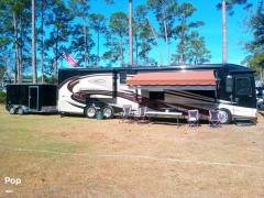 2013 Itasca Ellipse 42QD, $ 163,000