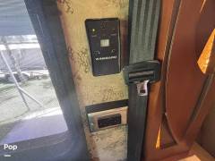 2017 Newmar Ventana 4369, $ 228,000