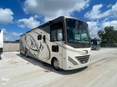 2017 Thor Motor Coach Hurricane 35M, $ 53,500