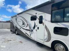 2017 Thor Motor Coach Hurricane 35M, $ 53,500