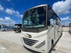 2017 Thor Motor Coach Hurricane 35M, $ 53,500