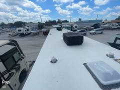 2017 Thor Motor Coach Hurricane 35M, $ 53,500
