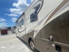2017 Thor Motor Coach Hurricane 35M, $ 53,500