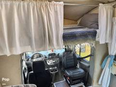 2006 Itasca Navion 23J, $ 40,625