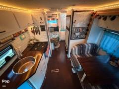 2006 Itasca Navion 23J, $ 40,625