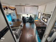 2006 Itasca Navion 23J, $ 40,625