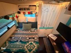2006 Itasca Navion 23J, $ 40,625