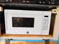 2006 Itasca Navion 23J, $ 40,625