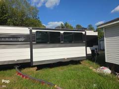 2025 Cruiser RV Avenir 32BH, $ 32,250