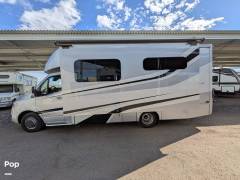 2021 Tiffin Wayfarer 25RW, $ 105,000