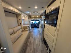 2021 Tiffin Wayfarer 25RW, $ 105,000