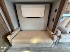 2024 Tiffin Wayfarer 25RW, $ 156,000