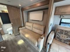 2024 Tiffin Wayfarer 25RW, $ 156,000