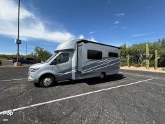 2024 Tiffin Wayfarer 25RW, $ 156,000