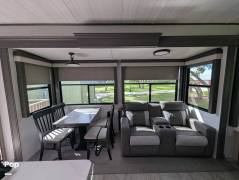 2024 Forest River Salem Villa 40 RLB, $ 50,000