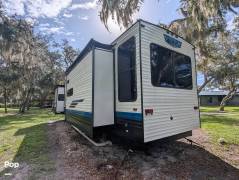 2024 Forest River Salem Villa 40 RLB, $ 50,000