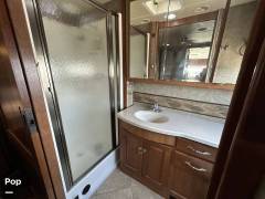2013 Winnebago Adventurer 37F, $ 72,225