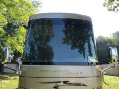 2015 Newmar Mountain Aire 4568, $ 219,000