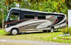 2013 Thor Motor Coach Challenger 37DT, $ 55,600