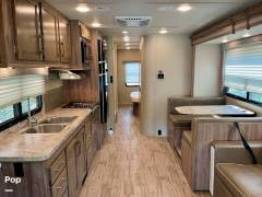 2019 Entegra Coach Odyssey 29V, $ 60,000
