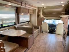 2019 Entegra Coach Odyssey 29V, $ 60,000