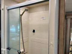 2019 Entegra Coach Odyssey 29V, $ 60,000